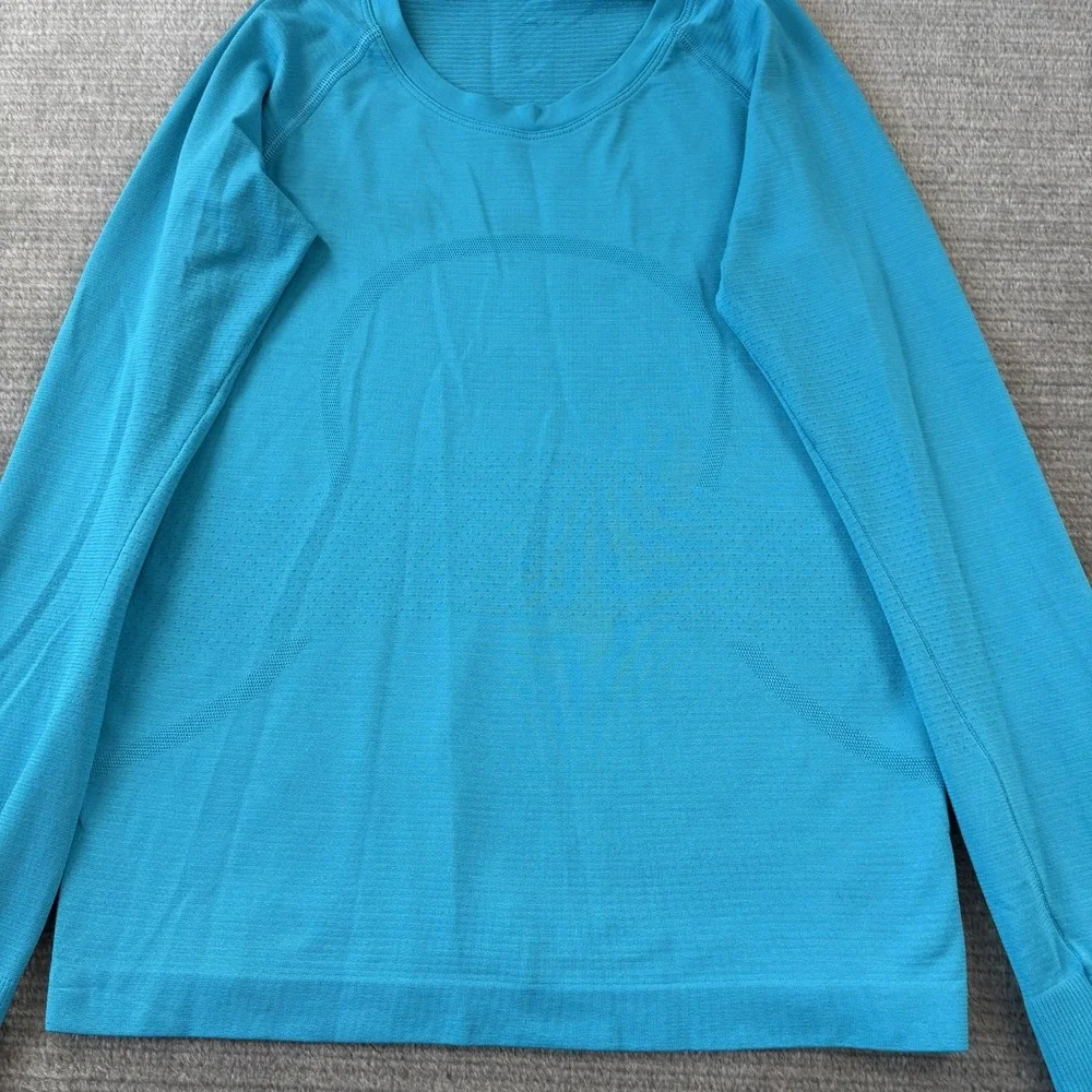 Lululemon Swiftly Tech Top 4 Blue Long Sleeve Crew Neck Athleisure Gym Running